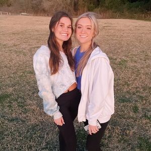 Meet your Posher, Hunter